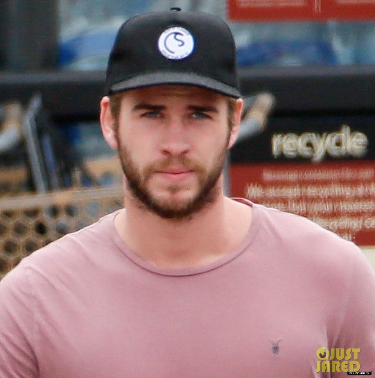 liamhemsworthorg205.jpg