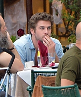 liamhemsworthorg241.jpg