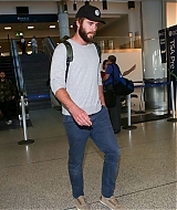 liamhemsworthorg750.jpg