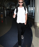 liamhemsworthorg611.jpg