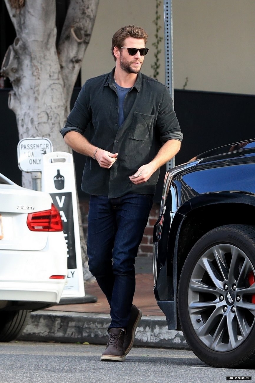 liamhemsworthorg114.jpg