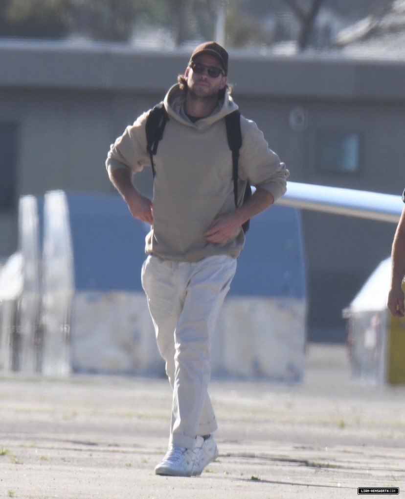 02.jpg
