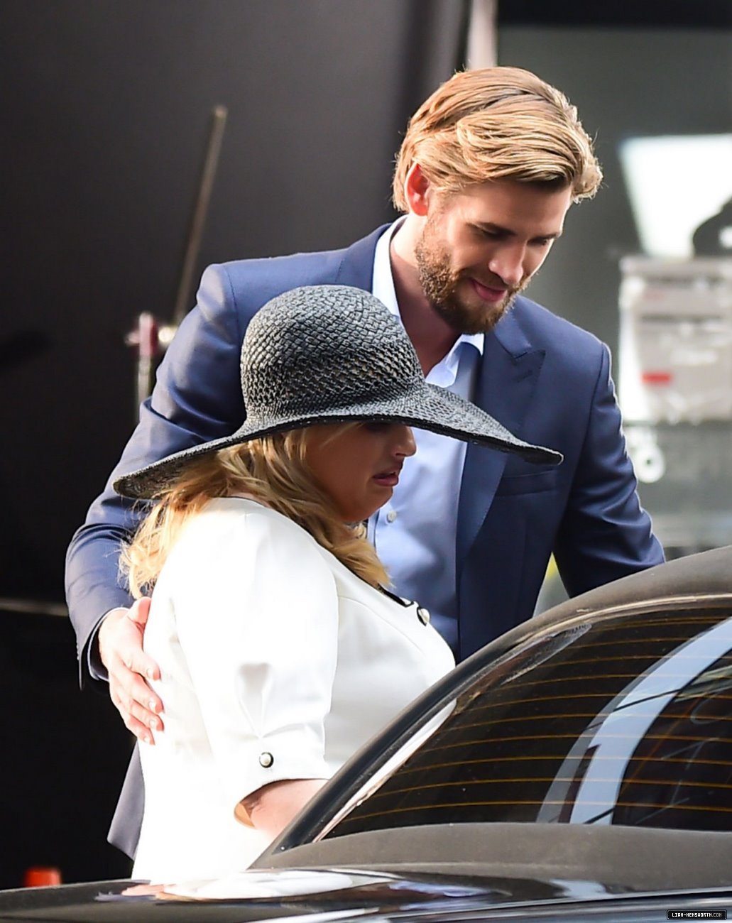 liamhemsworthorg0806.jpg