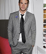 liamhemsworthorg00142.jpg
