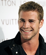 liamhemsworthorg00155.jpg