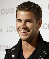 liamhemsworthorg00157.jpg