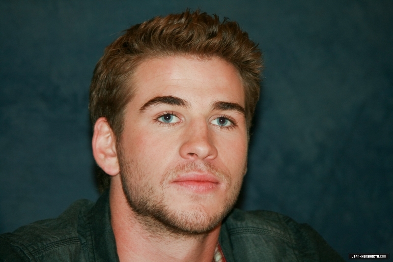 liamhemsworthorg00763.jpg