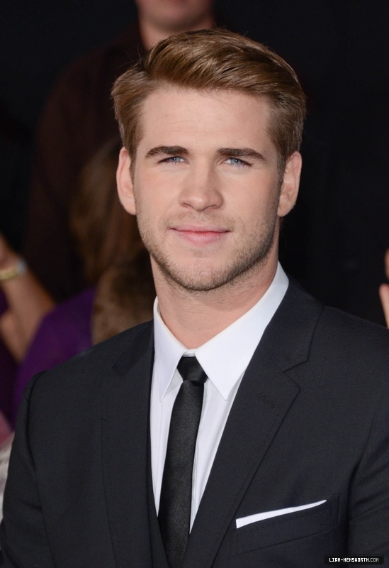 liamhemsworthorg02801.jpg
