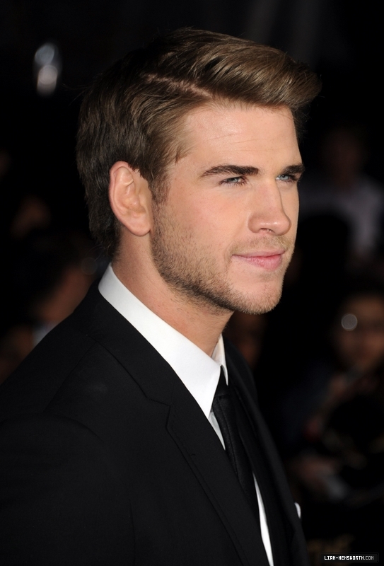 liamhemsworthorg02818.jpg