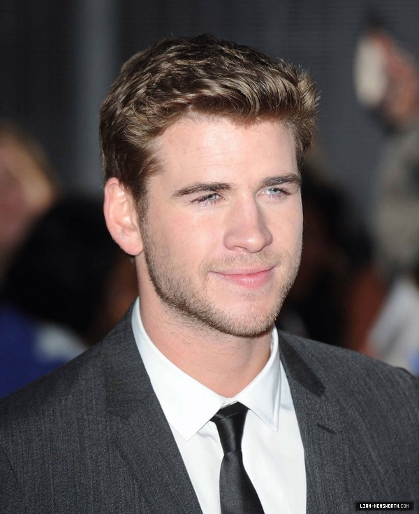 liamhemsworthorg02899.jpg