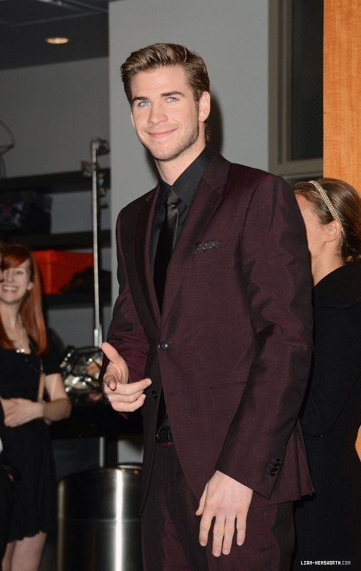 liamhemsworthorg03860.jpg