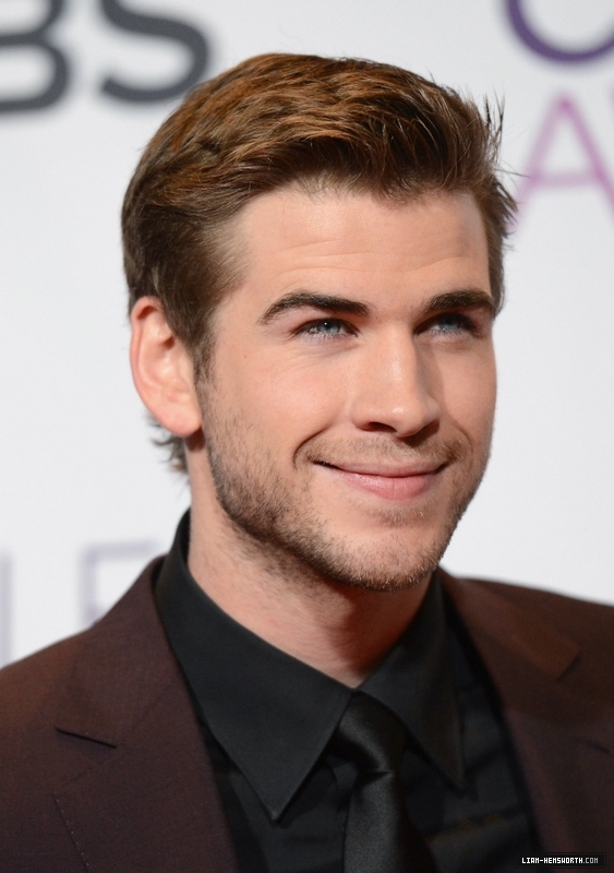 liamhemsworthorg03875.jpg