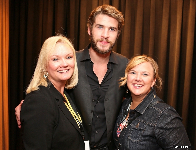 liamhemsworthorg04383.jpg