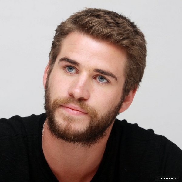 liamhemsworthorg04962.jpg