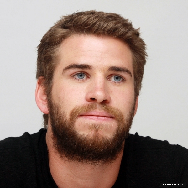 liamhemsworthorg04964.jpg