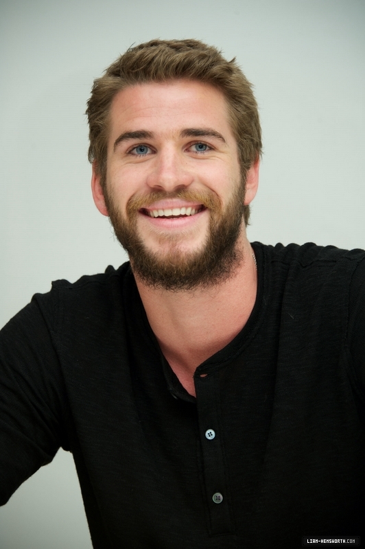 liamhemsworthorg04965.jpg