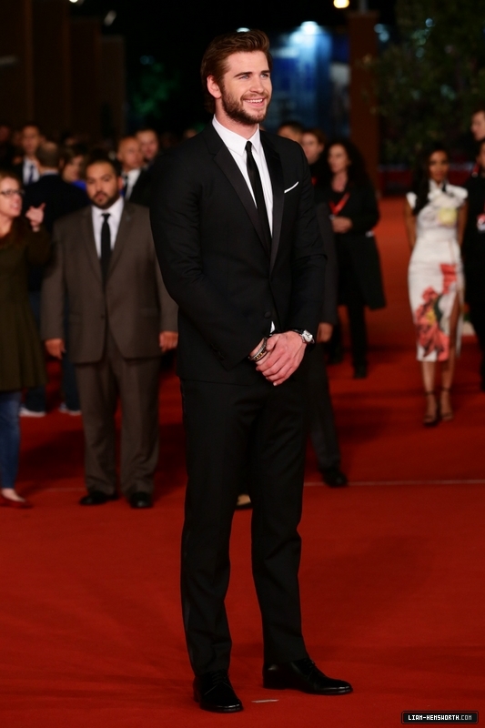 liamhemsworthorg07367.jpg