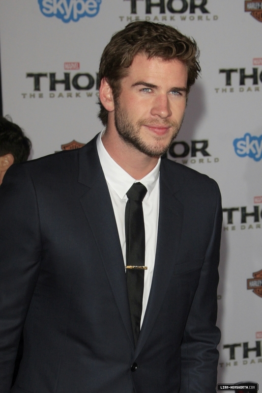 liamhemsworthorg07740.jpg