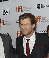liamhemsworthorg07886.jpg