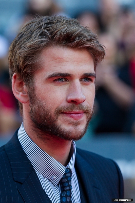 liamhemsworthorg10886.jpg