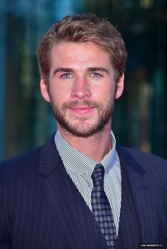 liamhemsworthorg10982.jpg