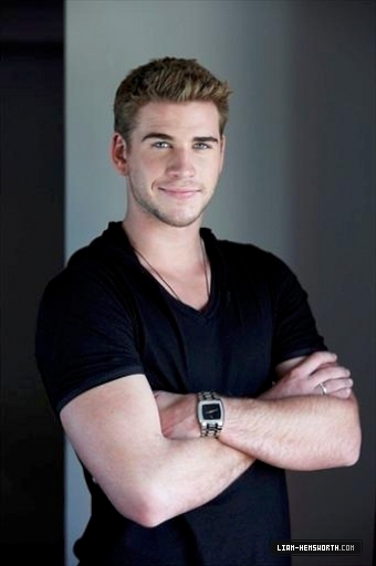 liamhemsworthorg142.jpg