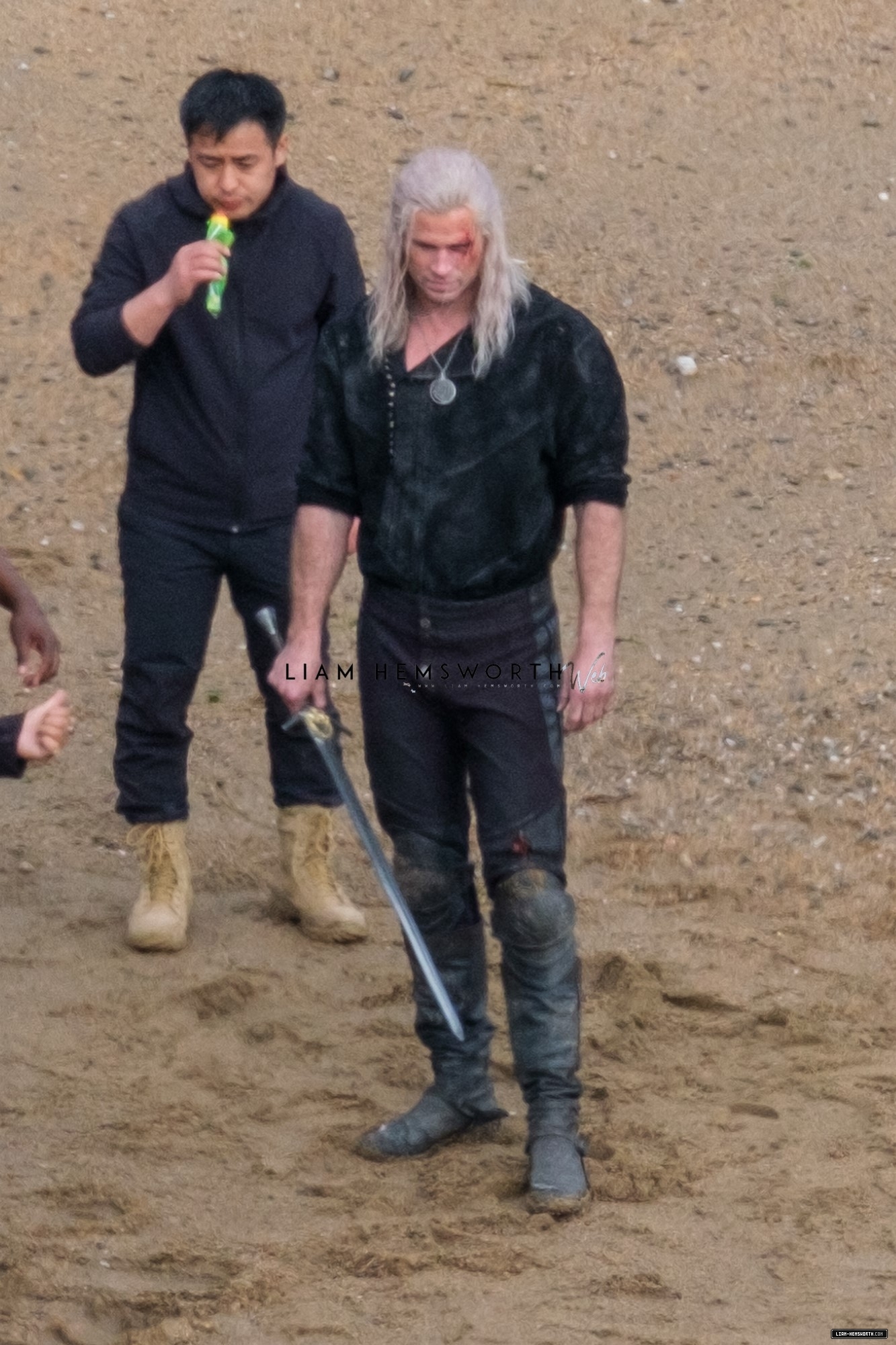 25.jpg