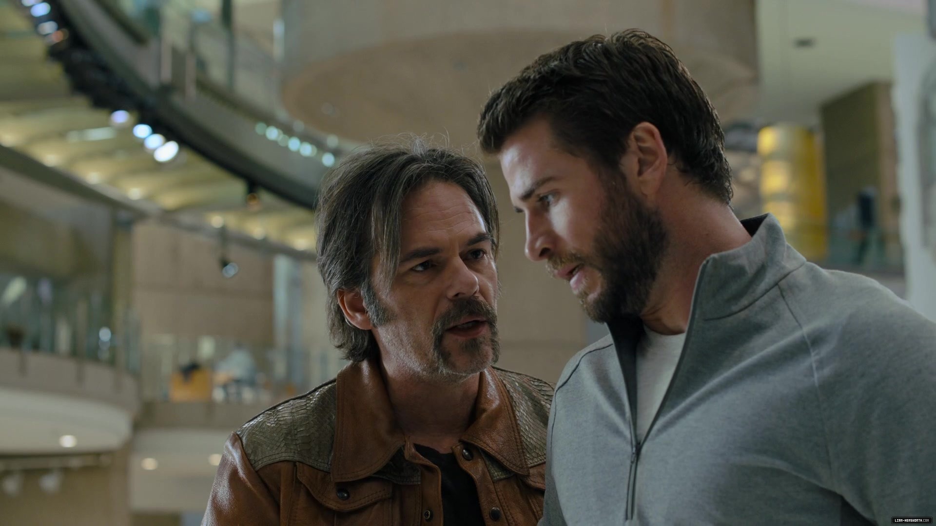 liamhemsworthorg384.jpg