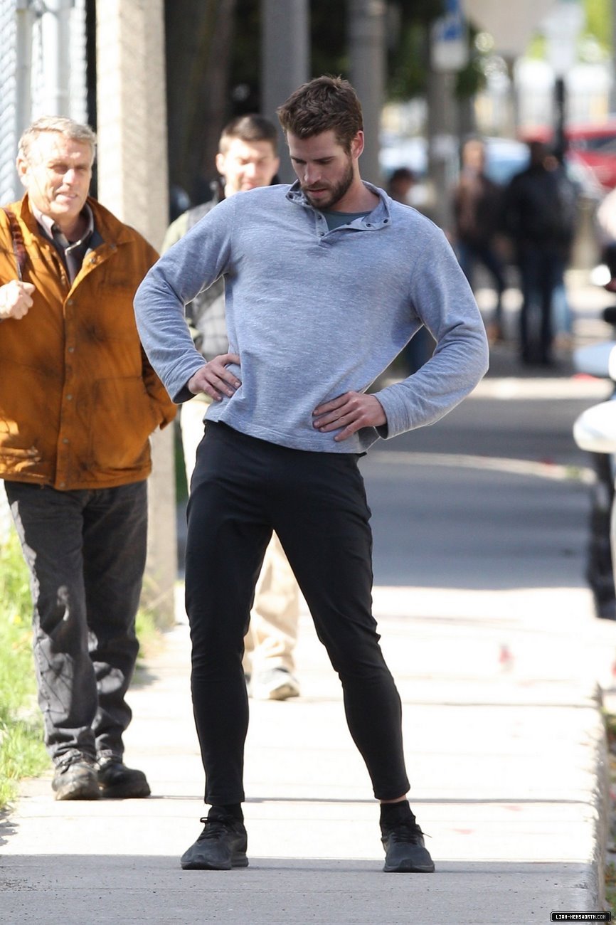 liamhemsworthorg453.jpg